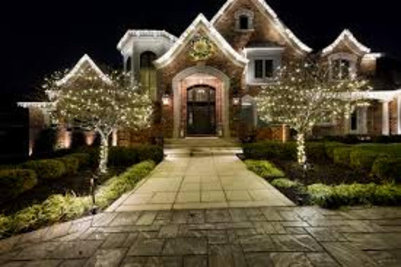 Holiday Lighting Ocean Isle Beach NC